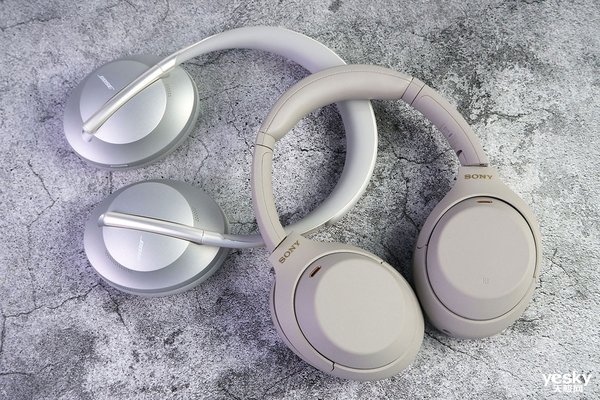 索尼WH-1000XM4与Bose 700无线智能降噪耳机对比测评