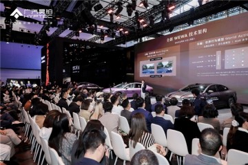 华系双智旗舰轿车 广汽昊铂A800内饰首发，为高速L3商用冲刺 